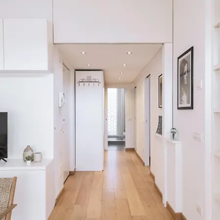 Apartment Easylife - Stile Ed Eleganza In Sant'agostino Milan